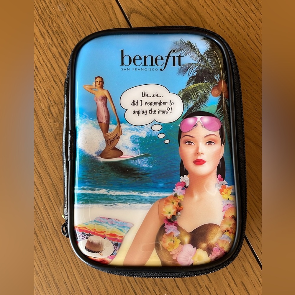 Benefit cosmetic pouch NEW